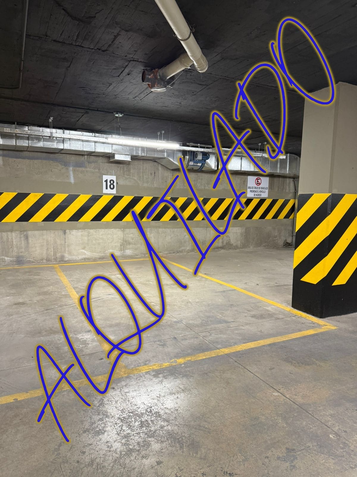 Parqueos simple Edificio Alianza